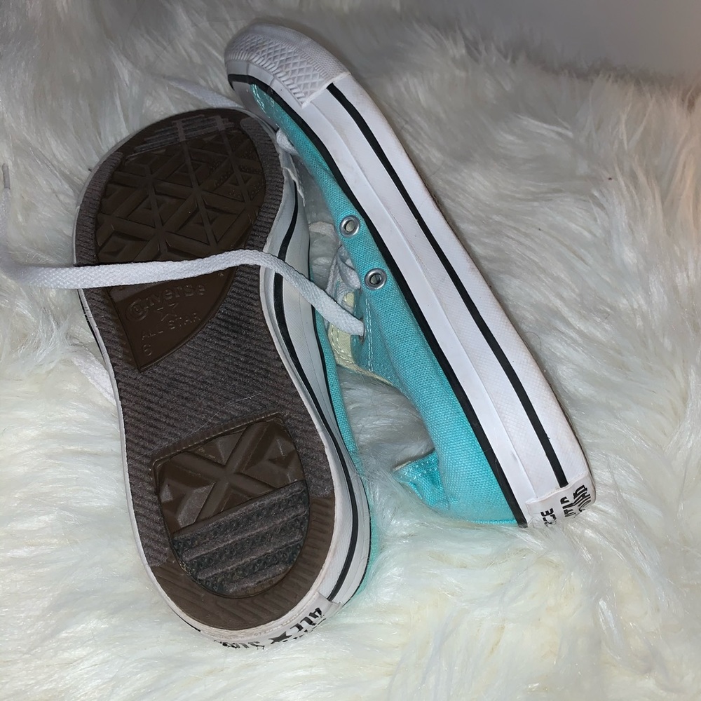 Converse - Picture 3 of 4